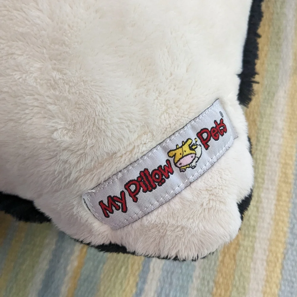 ⭐ Full size Penguin Pillow Pet